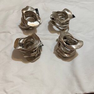 4 Kim Seybert  Flux Silver Napkin Rings